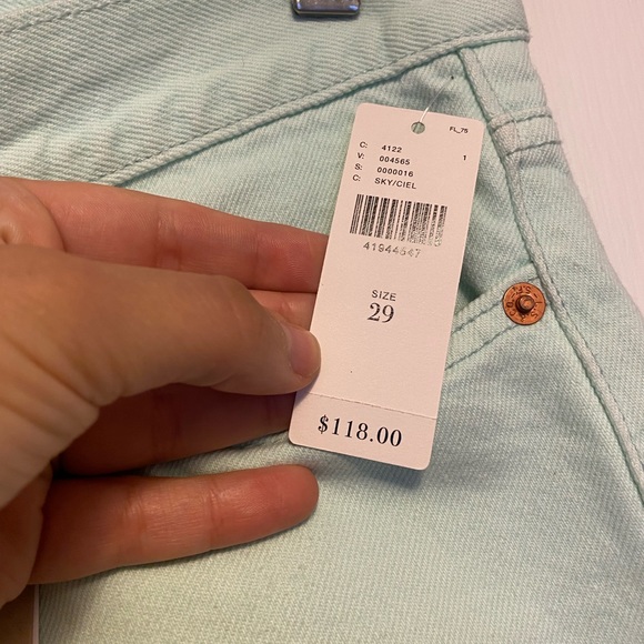 NWT Levi Wedgie Crop - Picture 4 of 4